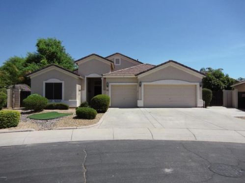 213 Temple Ct, Gilbert, AZ 85233-7721