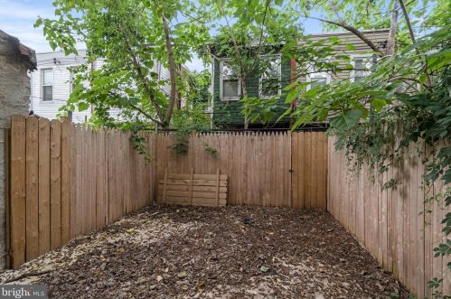 2445 17th St, Philadelphia PA  19132-4441 exterior