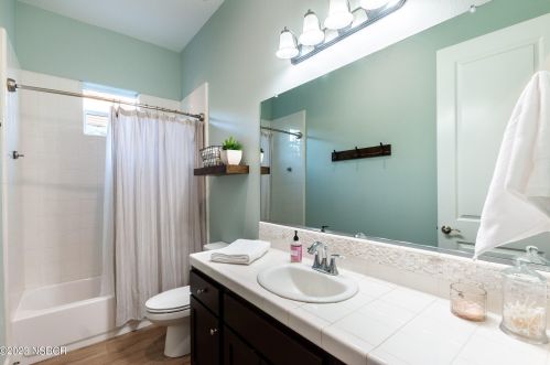 622 Wildflower Dr, Santa Maria CA  93455-6099 exterior