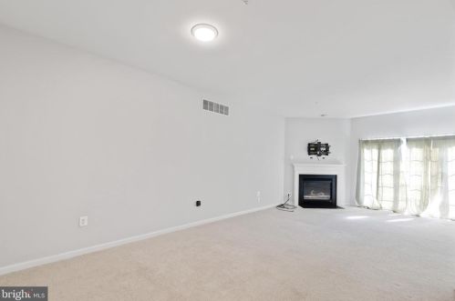 237 Jefferson Ave, Downingtown PA  19335-3080 exterior