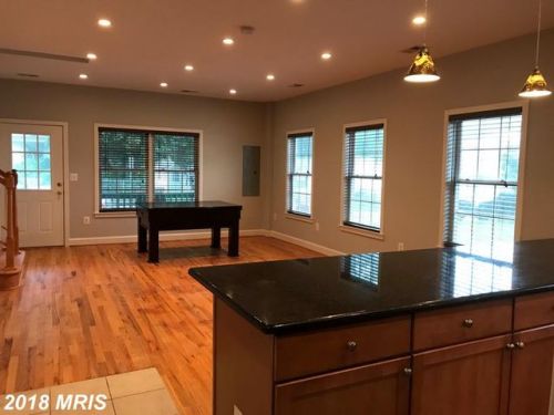 318 3rd Ave, Quantico, VA 22134-3409