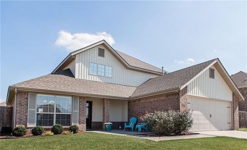11754 Creek Ln, Fayetteville, AR 72730-9564