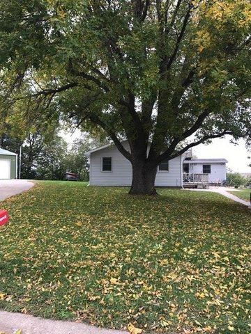 120 Pearl St, Neola, IA 51559-3108