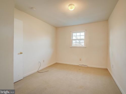 20 Coventry Ct, Fredericksburg VA  22405-2759 exterior