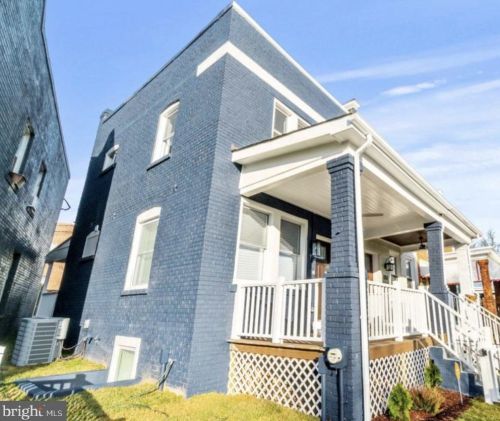 1250 Penn St, Washington, DC 20002-2810