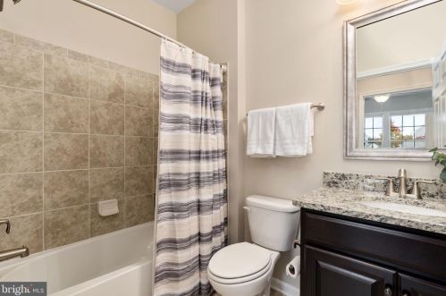 185 Denison St, Fredericksburg VA  22406-5459 exterior