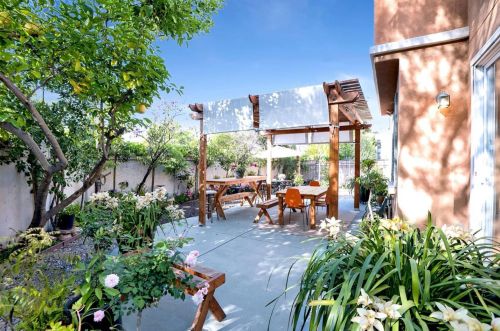 5625 Le Fevre Dr, San Jose CA  95118-3927 exterior