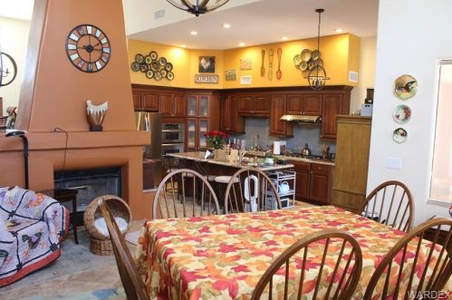 1150 Camino Cv, Bullhead City AZ  86442-4300 exterior