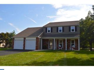 24 Balsam Ct, Southampton, PA 18966-2164