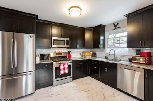 220 Martine Ave, Fanwood NJ  07023-1337 exterior