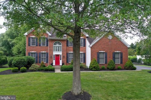 1695 Barnswallow Rd, Yardley, PA 19067-2630