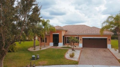 3943 Port Sea Pl, Kissimmee, FL 34746-1810