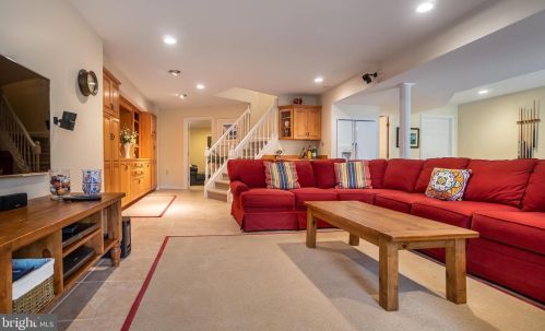 1350 Skelp Level Rd, Downingtown PA  19335-4042 exterior