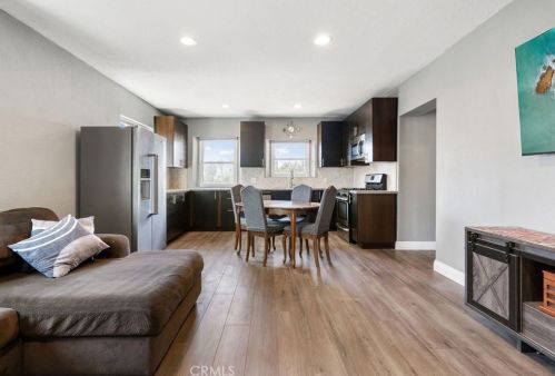 32677 Mesa Dr, Lake Elsinore CA  92530-4648 exterior
