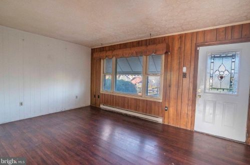 129 Bixlers Ferry Rd, Richmond National Battlefiel VA  22835-1803 exterior