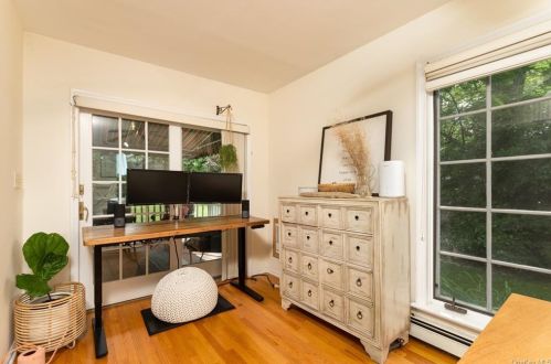 10 Osage Dr, Crotonville NY  10562-3815 exterior