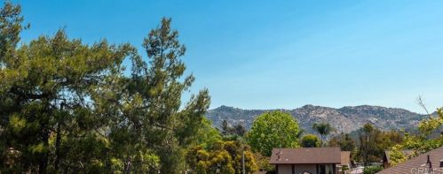 230 Eveningside Gln, Escondido CA  92026-1334 exterior