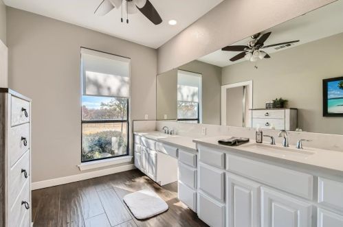 1040 Brush Creek Rd, Argyle TX  76226 exterior