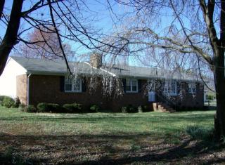 4501 Kernersville Rd, Kernersville, NC 27284-8108