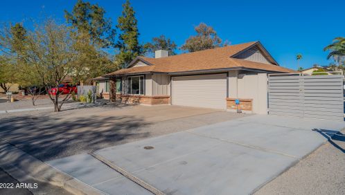 4530 Villa Theresa Dr, Glendale AZ  85308-1522 exterior