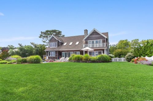 45 Indian Run, East Quogue, NY 11942-4947
