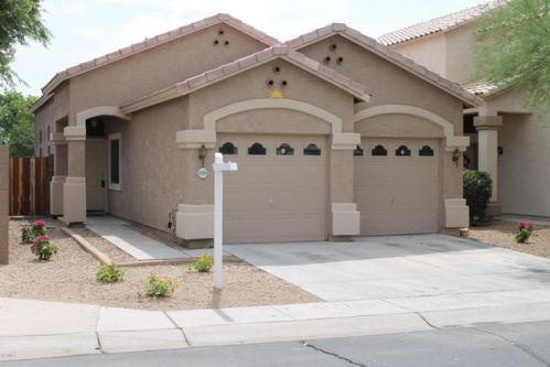 10055 Carmel Ave, Mesa, AZ 85208-7480