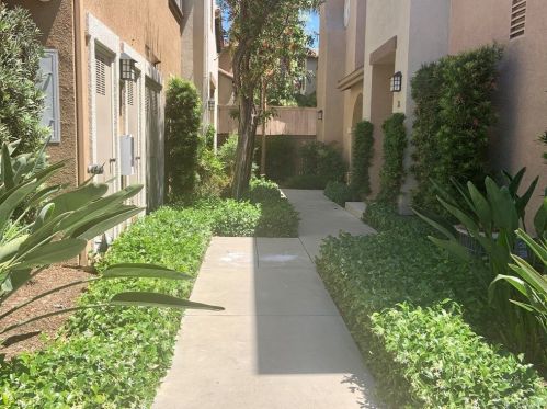 28 Ardmore, Irvine CA  92602-0115 exterior