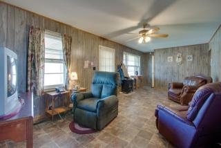 1124 Mount Herman Rd, Southside, TN 37171-9115