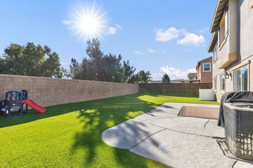 53011 Belle Isis Ct, Lake Elsinore CA  92532-1642 exterior