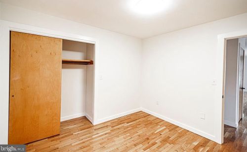 415 Liberty St, Charles Town WV  25414-1827 exterior