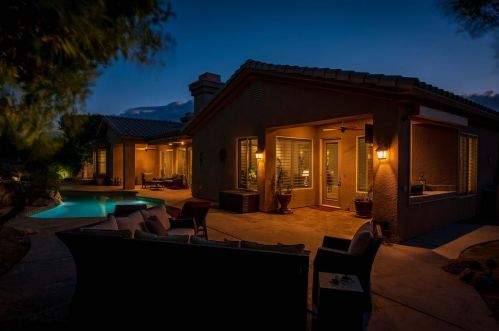 8 King Edward Ct, Rancho Mirage CA  92270-1621 exterior