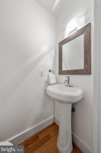 241 K St, Washington, DC 20002-3519