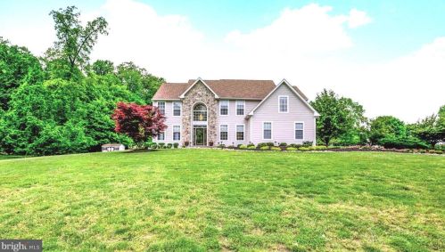 3753 Old Post Cir, Boothwyn, PA 19060-1849