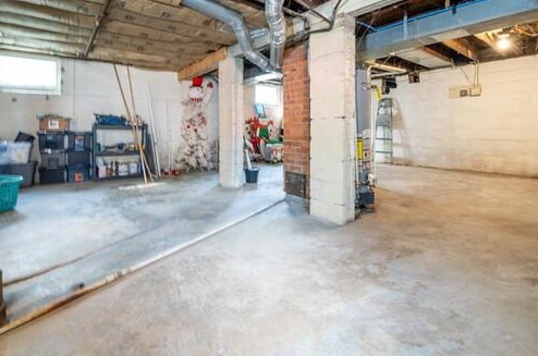 223 Perrin Ave, Springfield OH 45506-2725 exterior