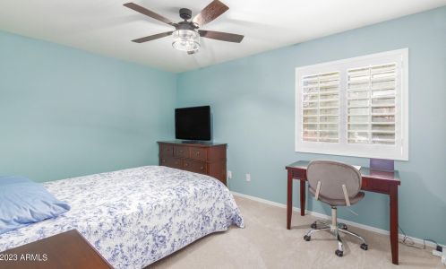 5722 Larkspur Dr, Glendale AZ  85304-1612 exterior