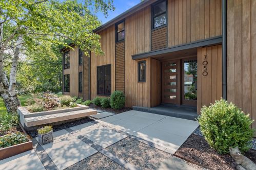 7050 Belmont Ln, Milwaukee, WI 53217-3613