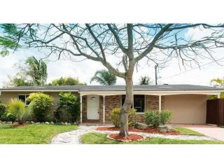9800 83rd St, Miami, FL 33173-4045