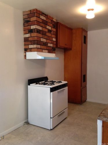 2520 Carnegie Ln, Redondo Beach CA  90278-3864 exterior