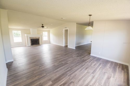 322 Tavares Rd, Polk City, FL 33868-9452