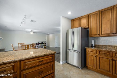 14028 39th Ave, Phoenix AZ 85029-3119 exterior