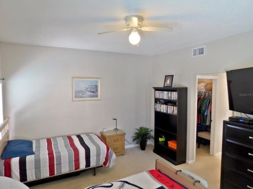 925 Lake Berkley Dr, Kissimmee FL  34746-6120 exterior