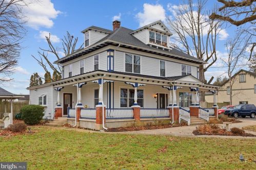 214 Main St, Bareville, PA 17540-2224