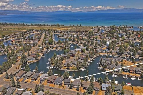 1951 Venice Dr, South Lake Tahoe, CA 96150-6601