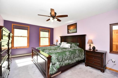 44 Tolend Rd, Dover NH  03820-5501 exterior