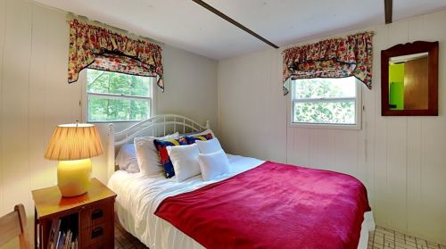 328 Mohican Trl, Mercer PA  16137-9333 exterior