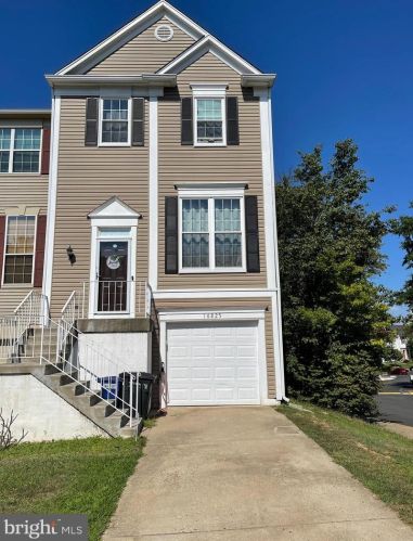 16825 Miranda Ln, Woodbridge, VA 22191-5141