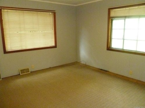 458 St Andrews Rd, Walden NY  12586-2719 exterior