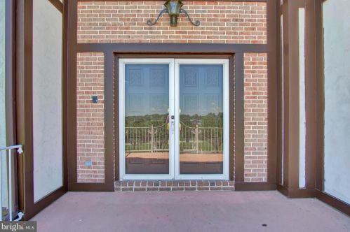 11 Thrush Dr, Carlisle PA  17015-7653 exterior