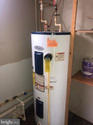 12 Wyrick Ave, Lees Cross Roads PA  17257-1733 exterior