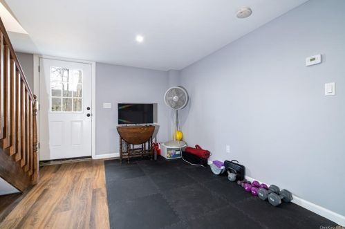 7 Xenia Rd, Patterson NY  12563-1812 exterior